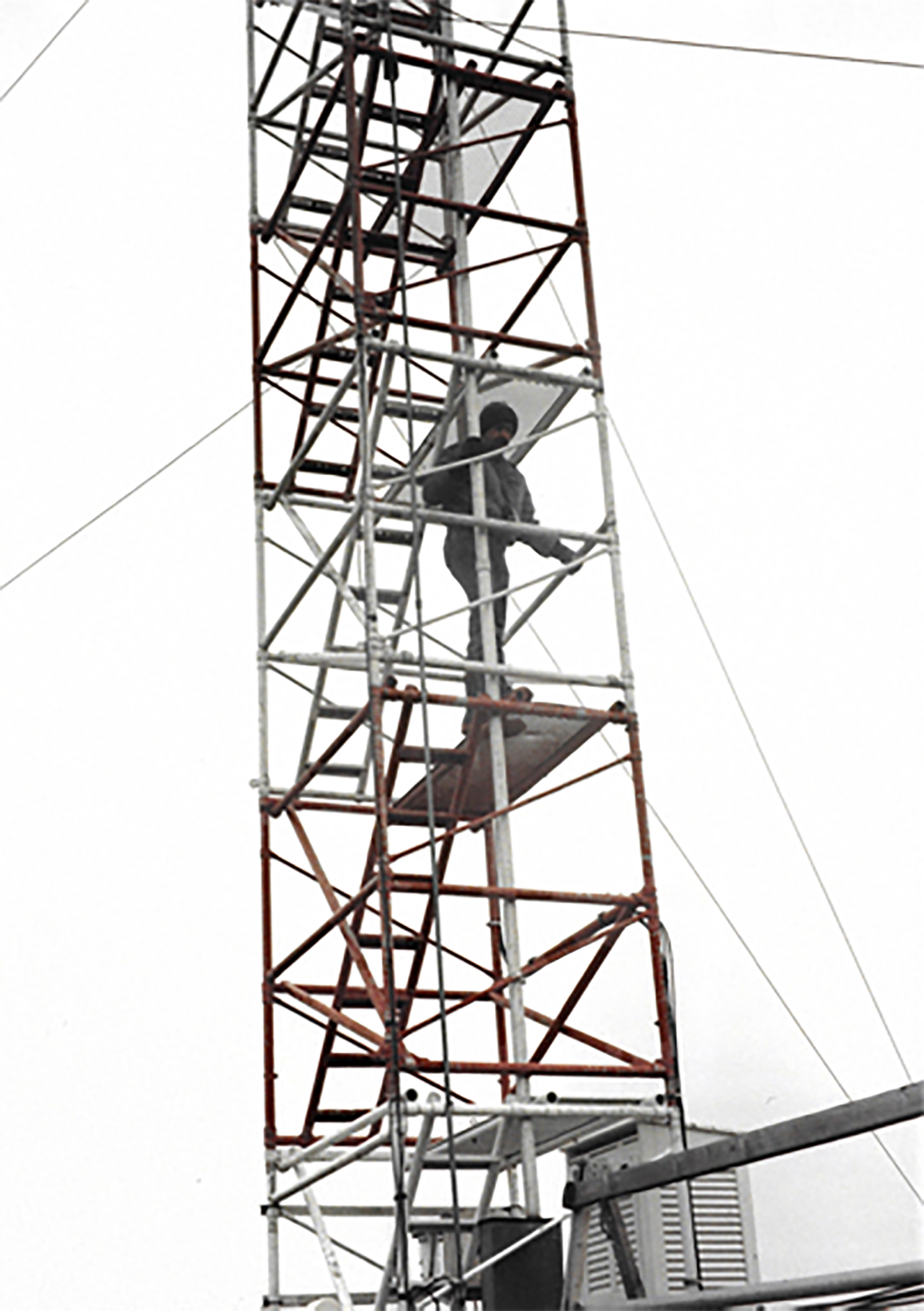 This original 60-foot (18-meter) tall sampling tower has been replaced by a similar 100-foot (30-meter) tower. Interior scaffolding enables researchers to sample air at different heights, far above vegetation, temperature. wind speed and other influences on the ground.