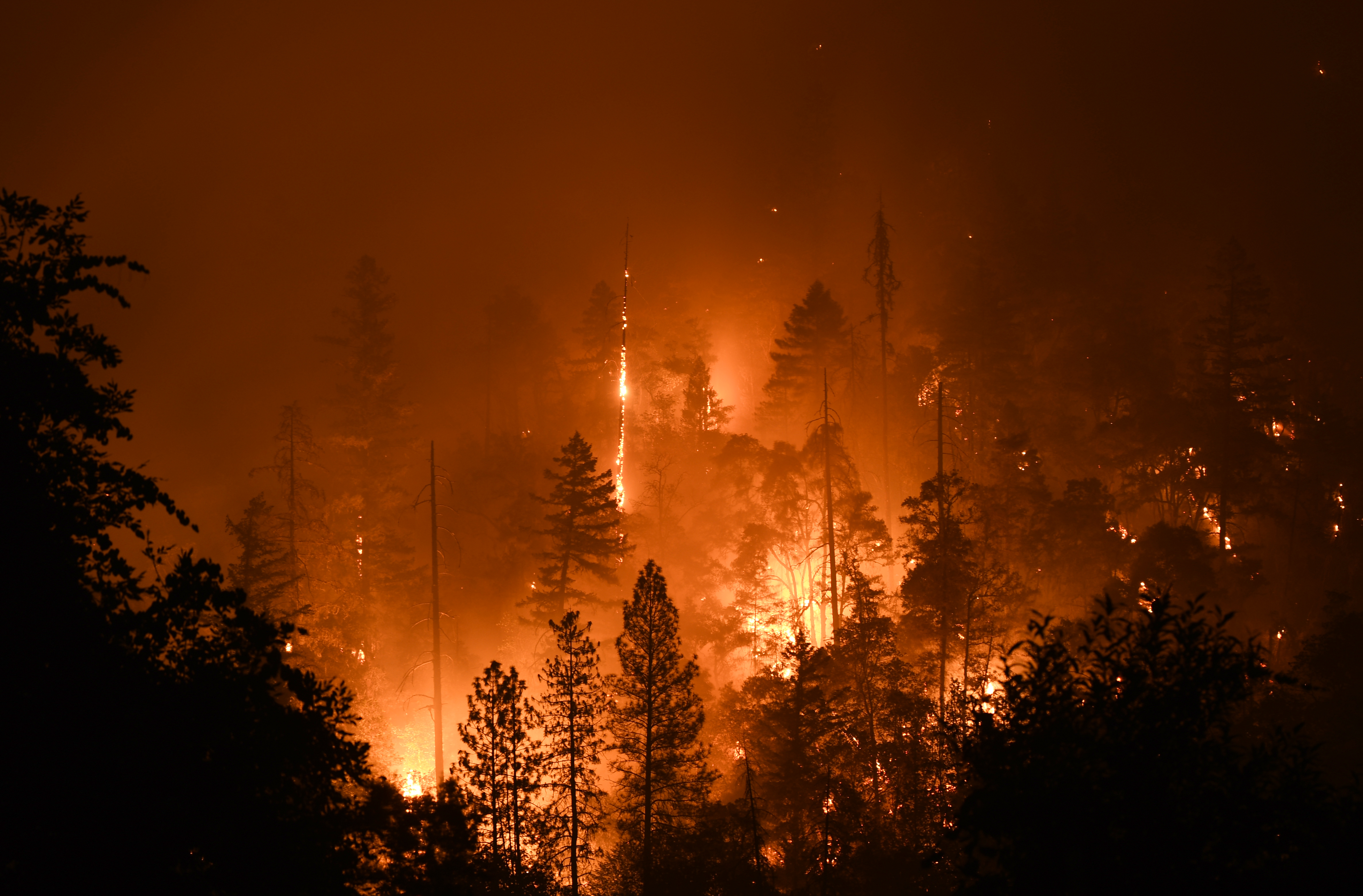 Rum Creek Fire rages in southwest Oregon prompting evacuations of multiple communities on August 30, 2022.