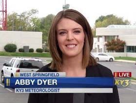 Hollings alumna and current KY3 Storm Team Meteorologist Abigail Dyer.
