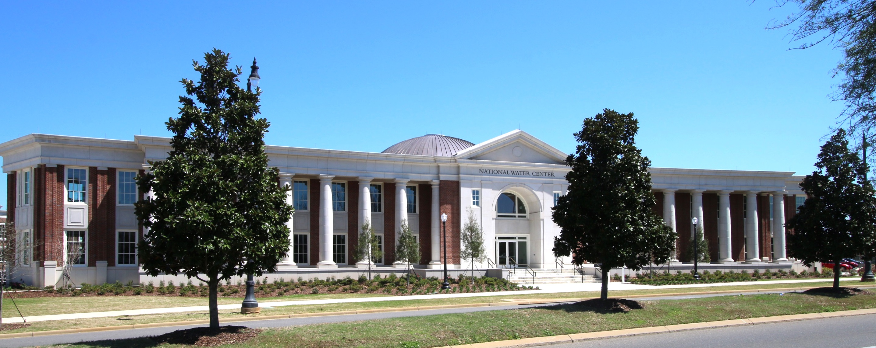 The National Water Center (NWC), in Tuscaloosa, Alabama, is a world-class facility that enables NOAA, in partnership with other federal agencies, to deliver a new generation of water information and services to the nation.