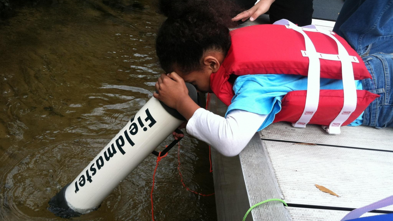 Elementary students make underwater observations to learn about their watershed at the Science and Discovery Center of Northwest Florida as part of their 2015 Gulf of Mexico B-WET project.