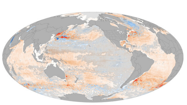 Map showing change in heat content in the upper 2,300 feet of the ocean from 1993-2021.